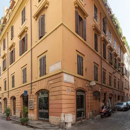 Piazza Navona Elegant Apartamento *