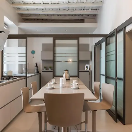 Apartamento Guesthost - Piazza Navona Elegant Roma