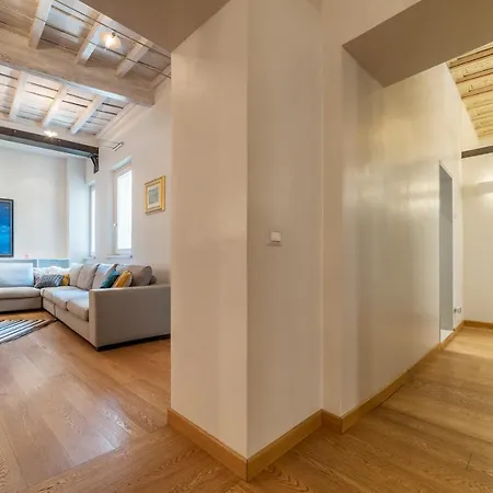 Guesthost - Piazza Navona Elegant