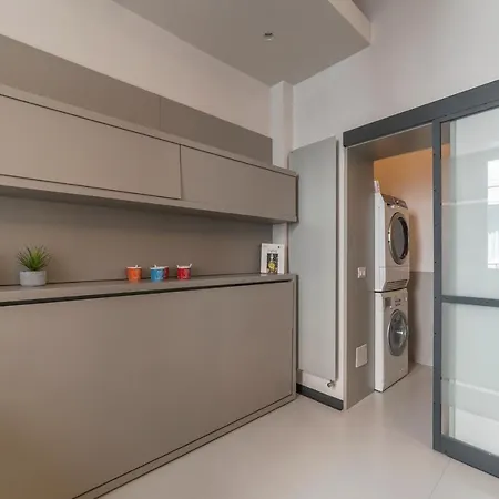 Guesthost - Piazza Navona Elegant Apartamento Roma